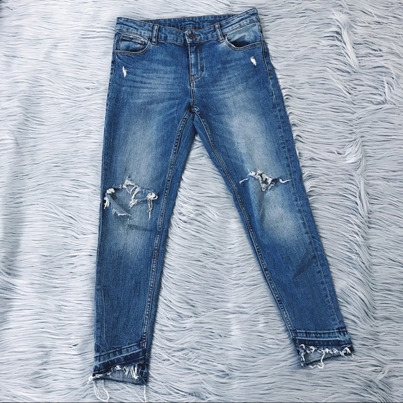 Zara Denim - HP🎉 ZARA Destroyed Asymmetrical Ankle Jeans